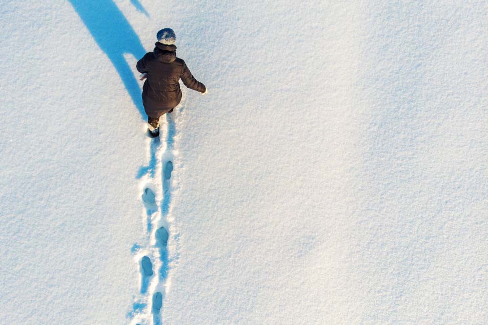 spuren im schnee