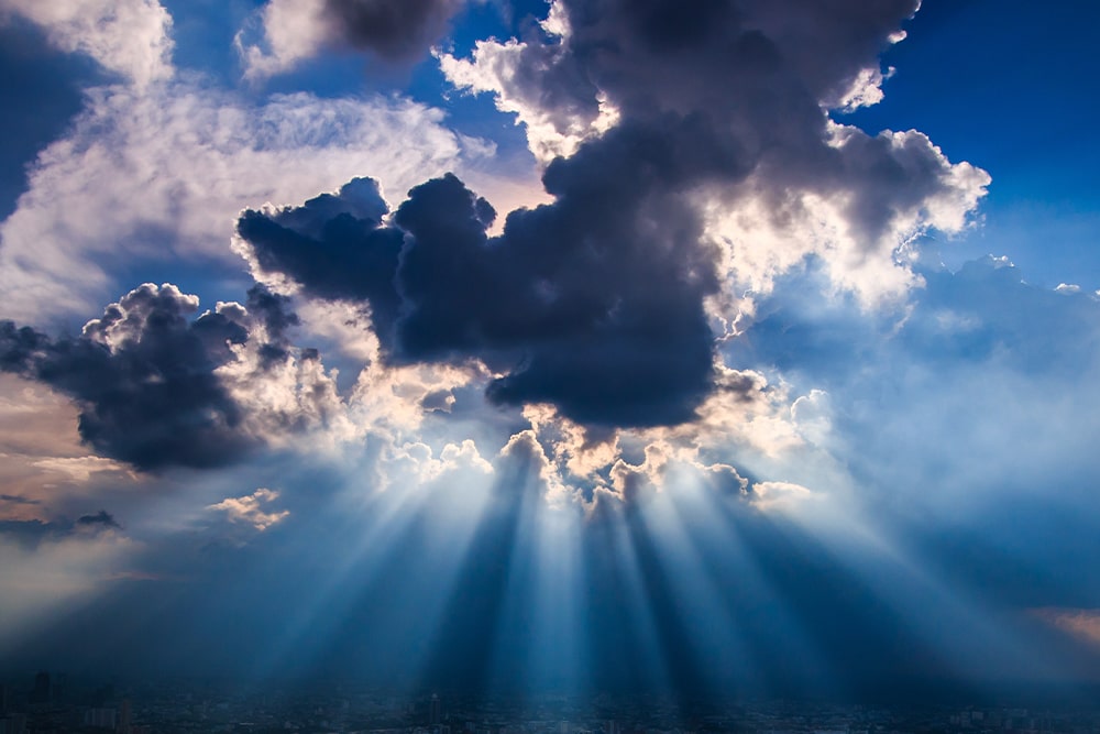 schatten in wolken